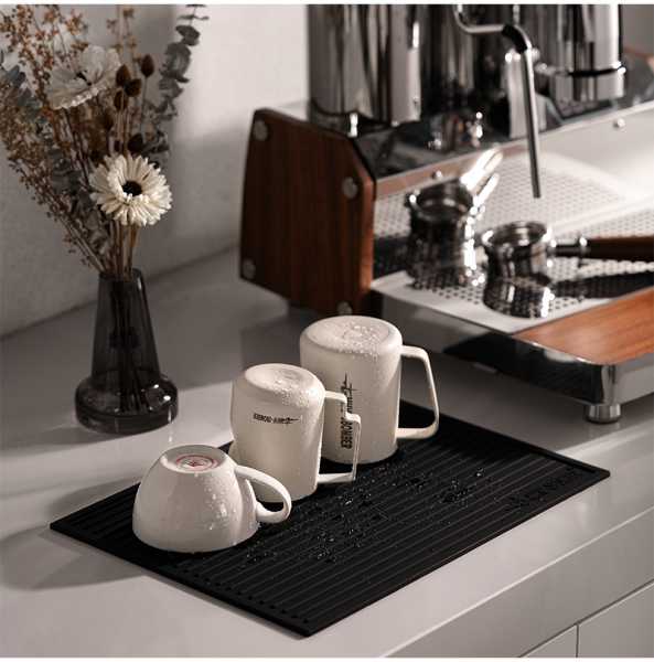 Коврик барный MHW-3BOMBER Coffee Bar, 400х300 мм, черный