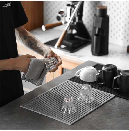 Коврик барный MHW-3BOMBER Coffee Bar, 400х300 мм, серый