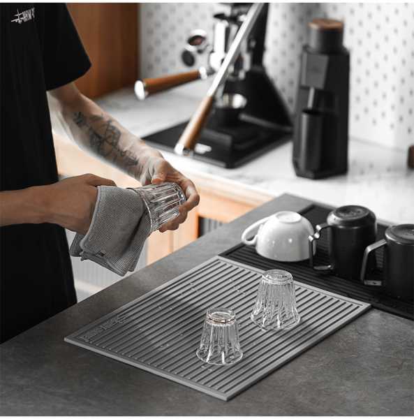 Коврик барный MHW-3BOMBER Coffee Bar, 400х300 мм, серый