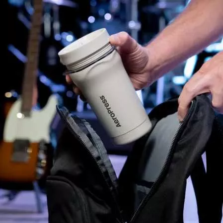 AeroPress Go PLUS, кремовый